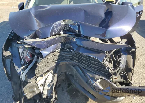 2022 Toyota Rav4 Xle z USA, uszkodzony, nr VIN 2T3P1RFV6NW298012